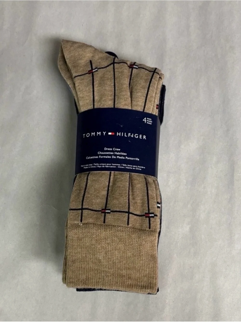 New Tommy Hilfiger Socks Men’s 4 Pair Multicolor Dress Crew Sock Casual Preppy